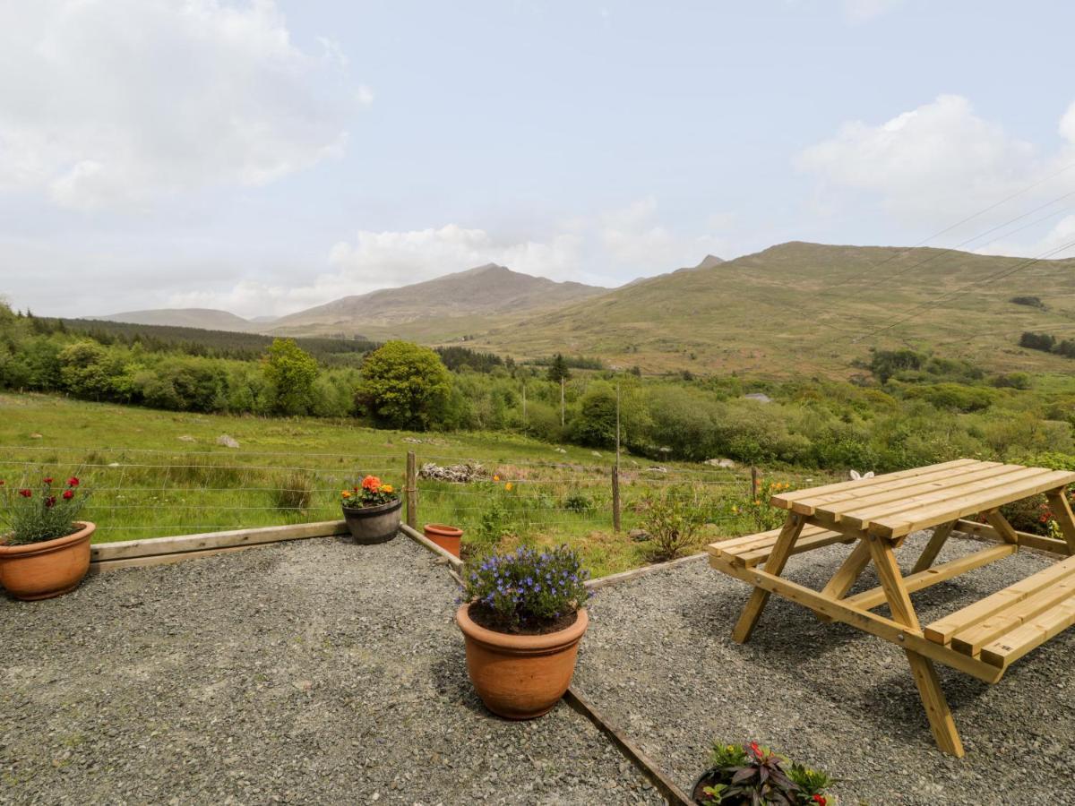 Snowdon Vista Cabin Caernarfon Exterior foto